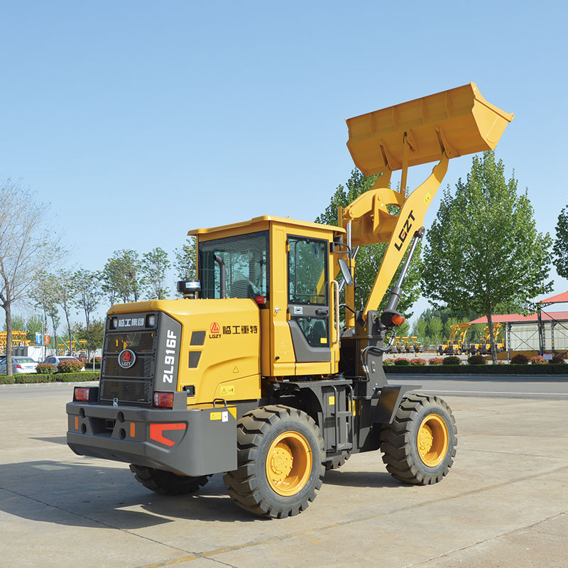 Компактный погрузчик