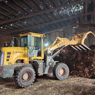 Колесный погрузчик