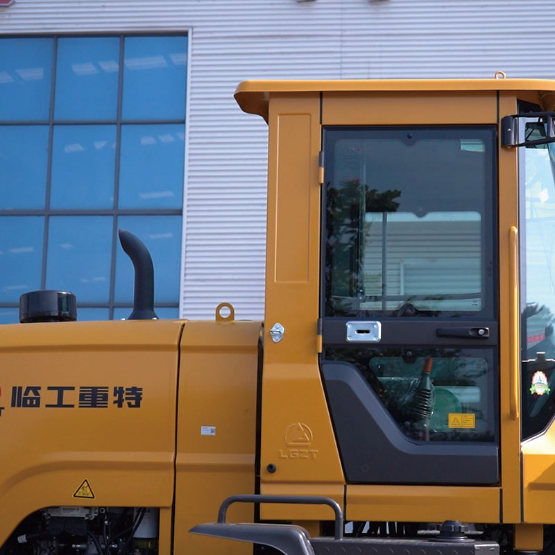 Средний колесный погрузчик