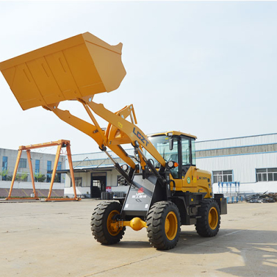 Малый колесный погрузчик