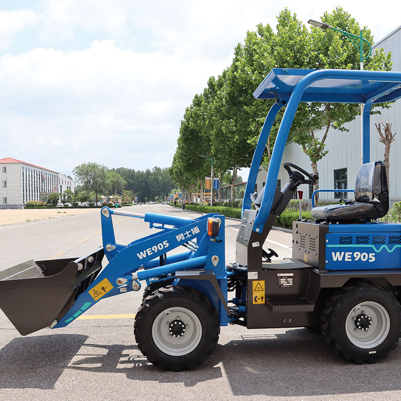 Электрический колесный погрузчик малого размера