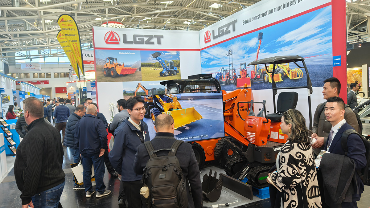 LGZT на 34-й выставке BAUMA в Мюнхене, Германия LGZT на 34-й выставке BAUMA в Мюнхене, Германия