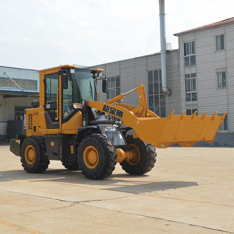 Компактный шарнирно-сочлененный погрузчик